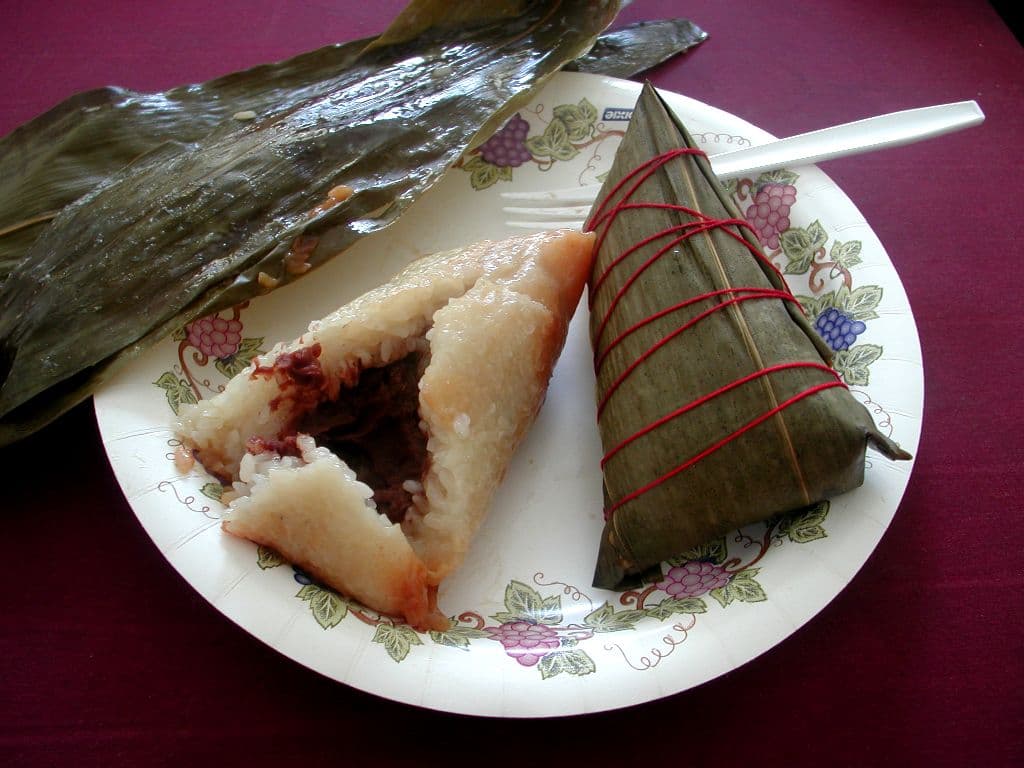 Bánh ú (zongzi)