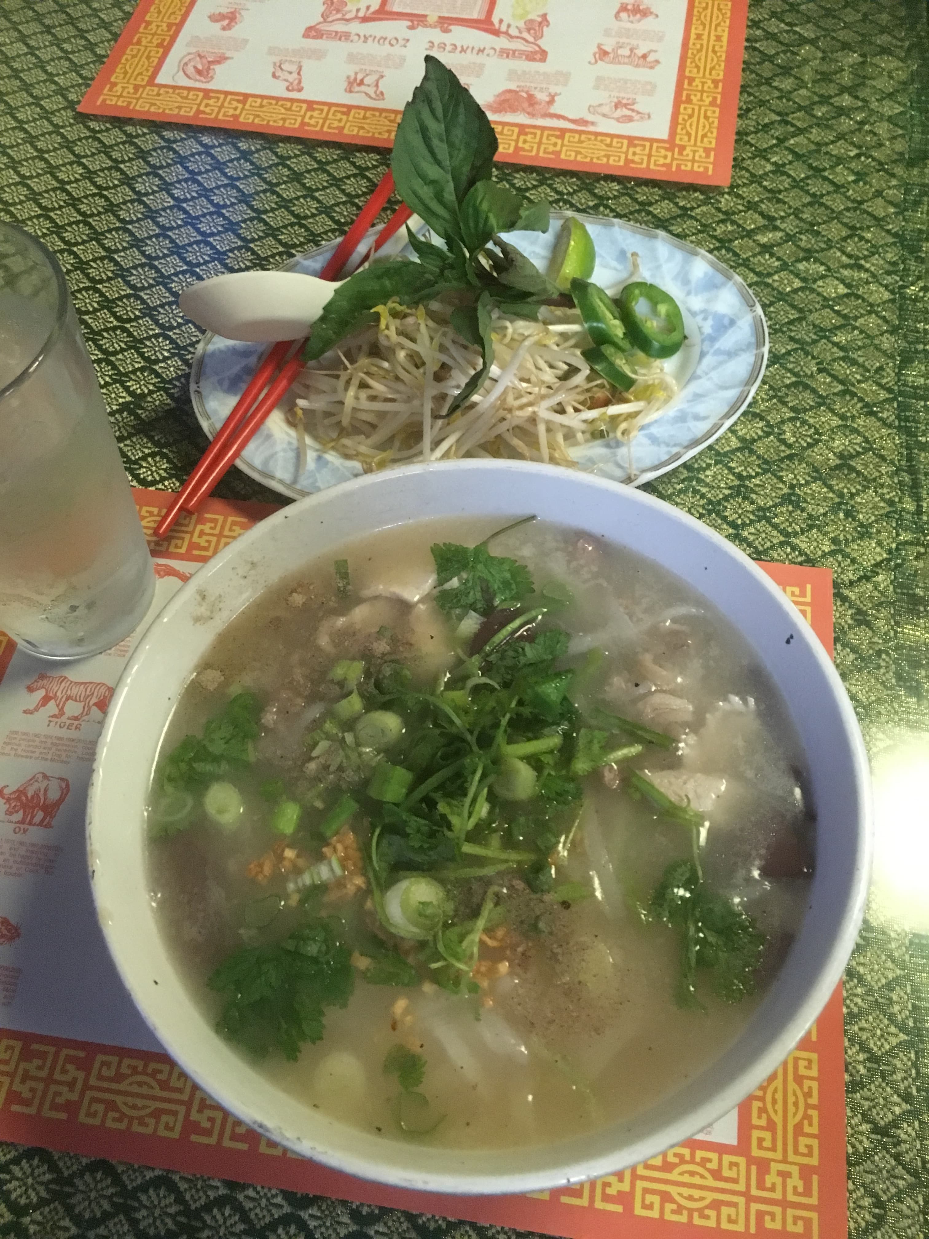 Mì nước Khao piak sen Lào