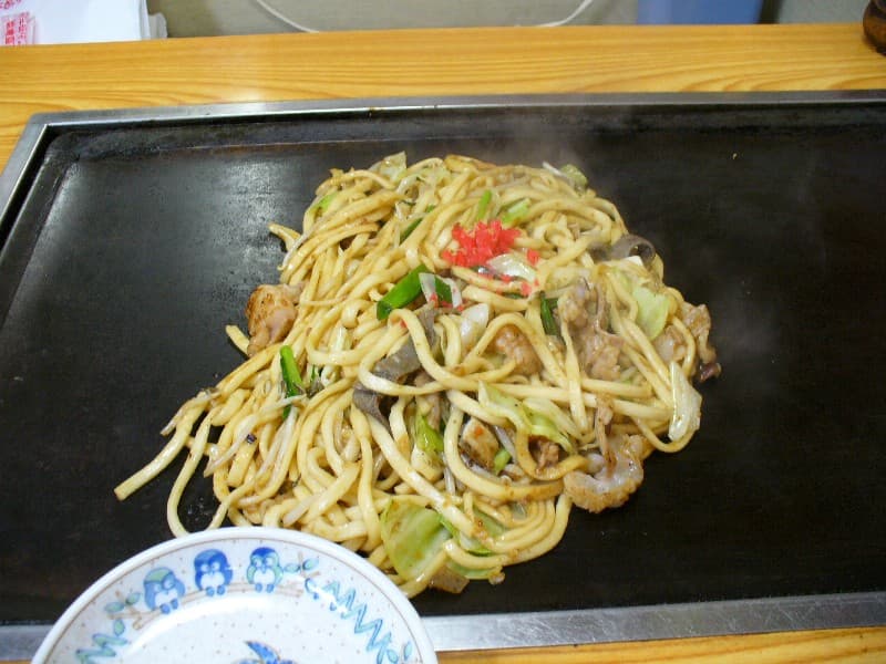 Hormone Yaki Udon