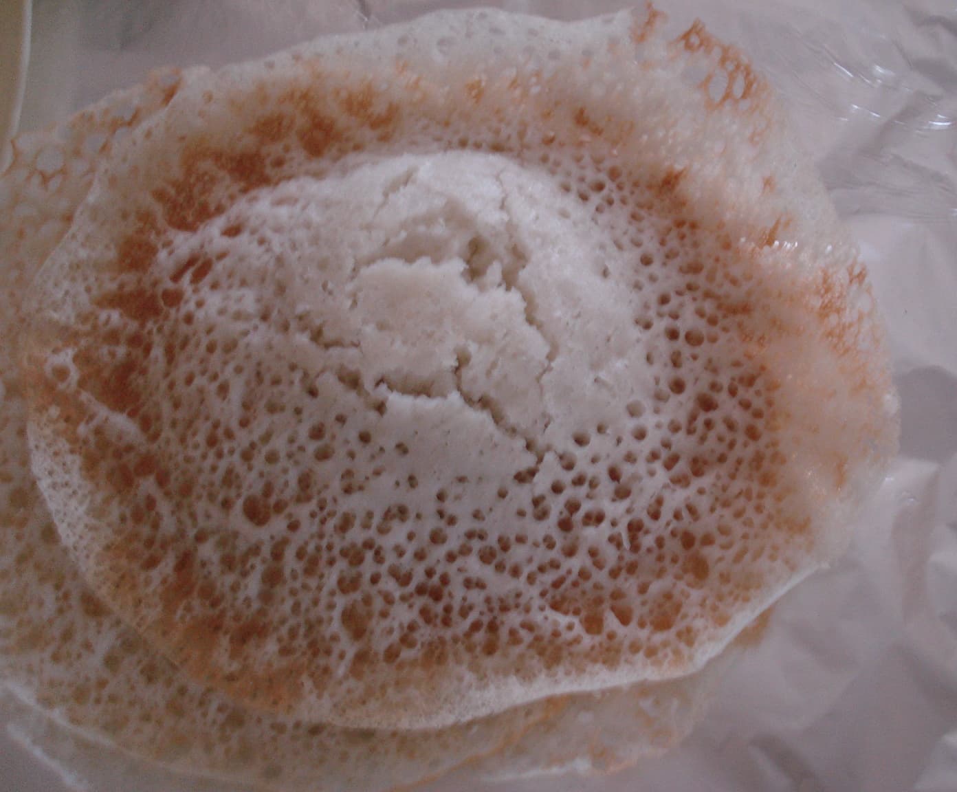 Hoppers — appam chén Sri Lanka