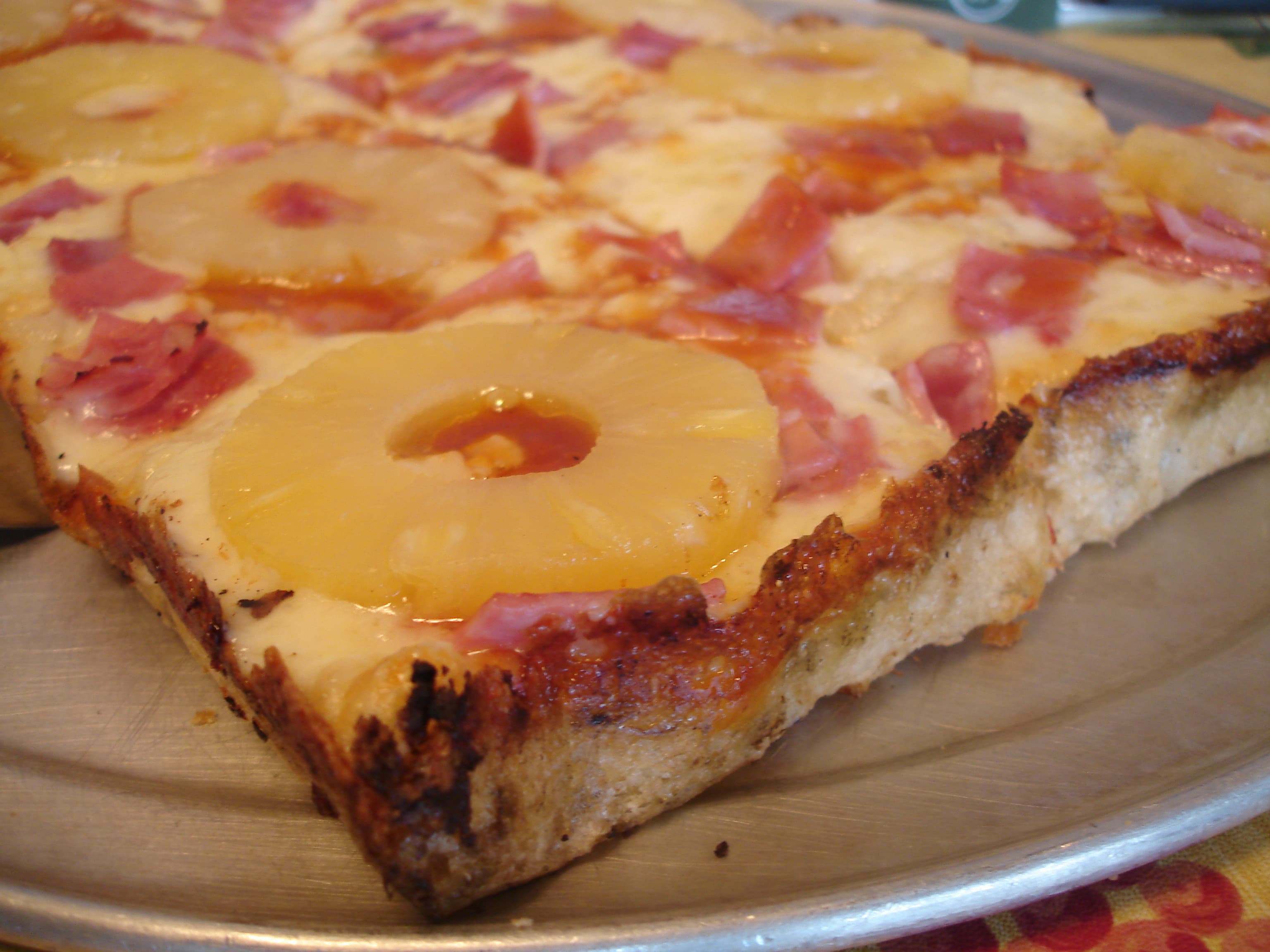 Hawaiian Pizza