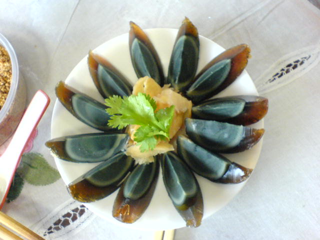 Trứng vịt bắc thảo